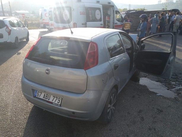 Foto - Bursa'da feci kaza: Yaralılar var