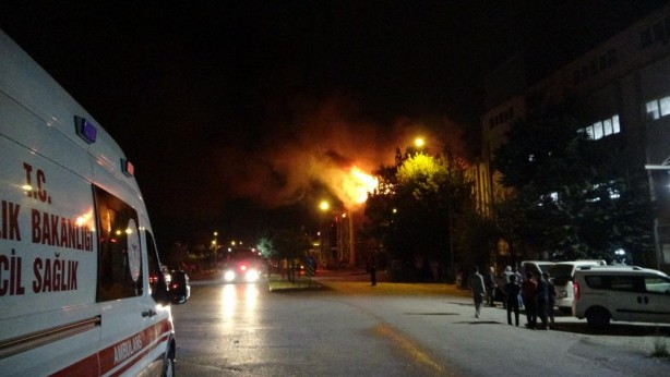 Foto - Bursa'da feci yangın! Ekipler olay yerinde