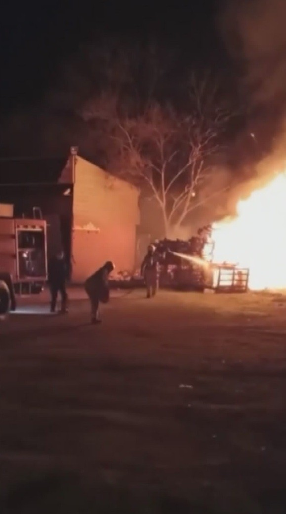 Foto - Bursa’da fırtına hayatı felç etti