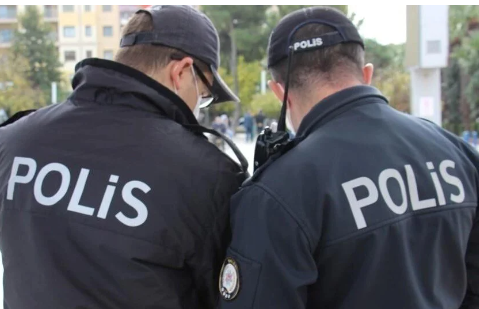 Foto - Bursa'da havaalanı polisi bu işe şaştı kaldı! 6 yaşındaki çocuğun çantasından çıktı