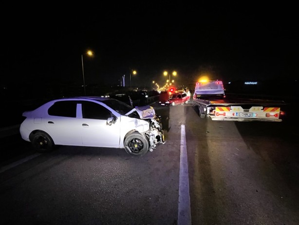 Foto - Bursa'da iki otomobilin çarpışması sonucu 1 kişi öldü