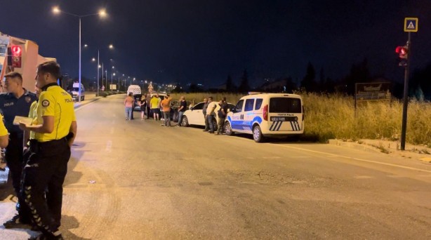 Foto - Bursa’da işçileri taşıyan servis ile kamyonet çarpıştı: 8 yaralı