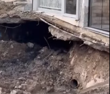 Foto - Bursa'da mahallenin altından çıktı! Kentte herkes 'Bu nasıl olur?' diye birbirine sormaya başladı