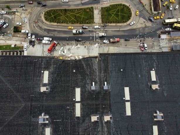 Foto - Bursa'da sağanak! Su bastı, ağaçlar devrildi