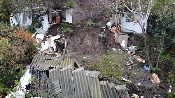 Foto - Bursa'da sel evi yuttu!