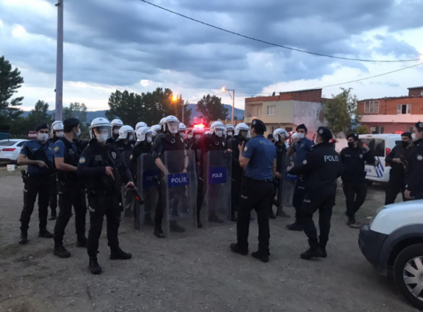 Foto - Bursa'da silahlı çatışma!1 polis şehit, 4 yaralı
