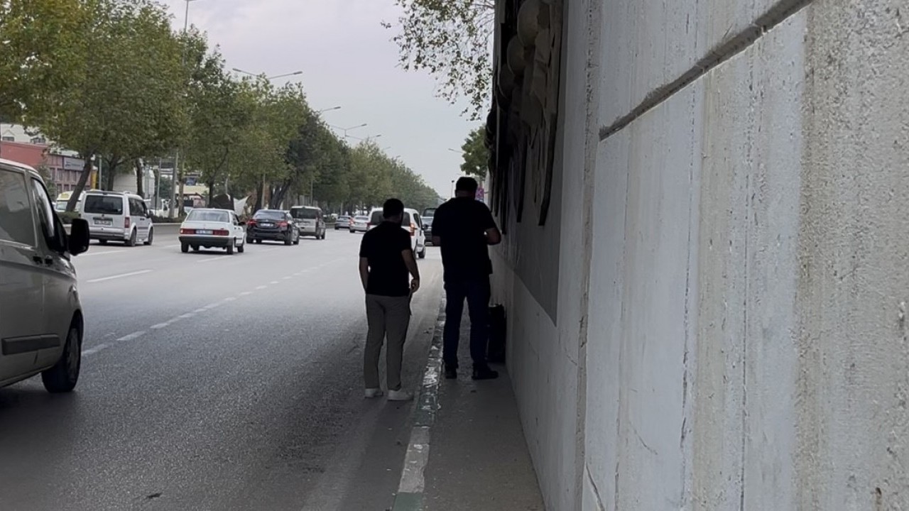 Foto - Bursa'da şüpheli valiz alarmı!