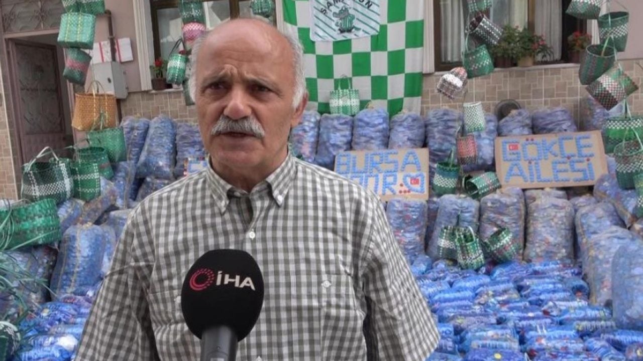 Foto - Bursa'da takdir toplayan hareket: Bu kez Bursaspor için kapak topluyor