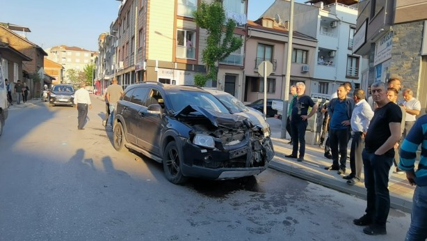 Foto - Bursa'da zincirleme kaza: 6 yaralı