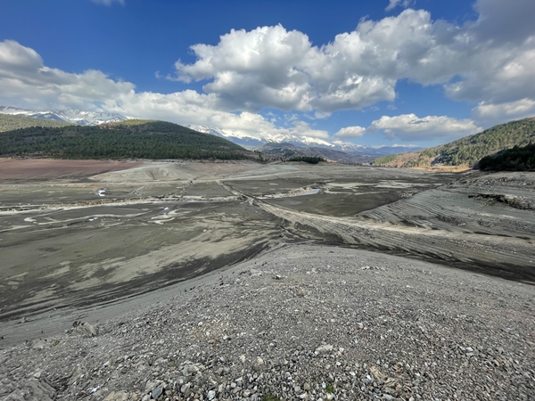 Foto - Bursa'nın içme suyu kaynaklarından biriydi... Resmen kurudu