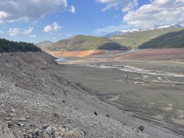 Foto - Bursa'nın içme suyu kaynaklarından biriydi... Resmen kurudu