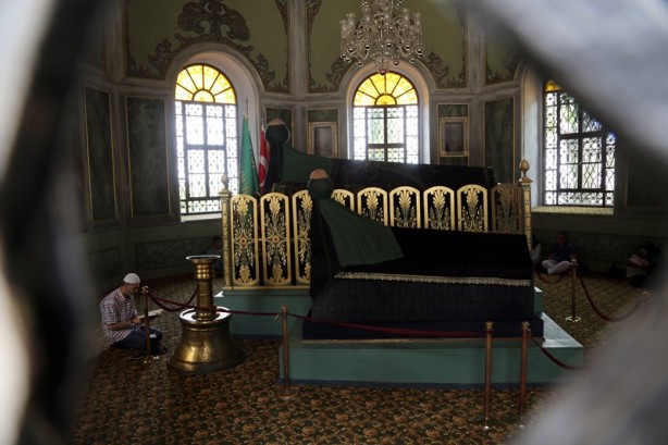 Foto - Bursa'nın manevi büyükleri: Emir Sultan ve Üftade Hazretleri