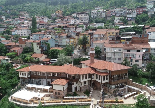 Foto - Bursa'nın manevi büyükleri: Emir Sultan ve Üftade Hazretleri