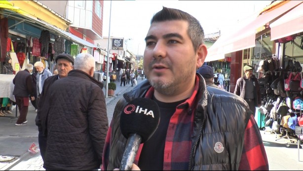 Foto - Burunlarını kapatarak geçiyorlar! CHP'nin yönettiği yer 10 yıldır kokuyor