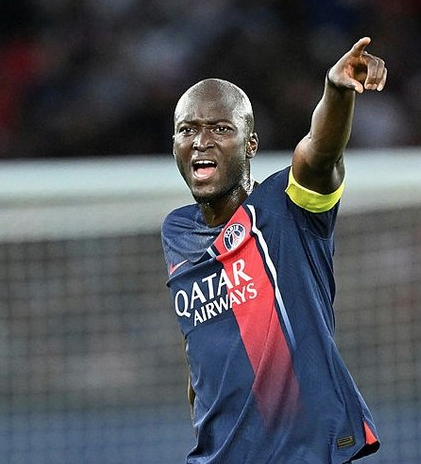 Foto - Bütçe çalışması yapıldı! Fenerbahçe 4 yıldızdan birine imza attıracak. Sen ne yaptın böyle İsmail Kartal? Görenler şaşkına döndü