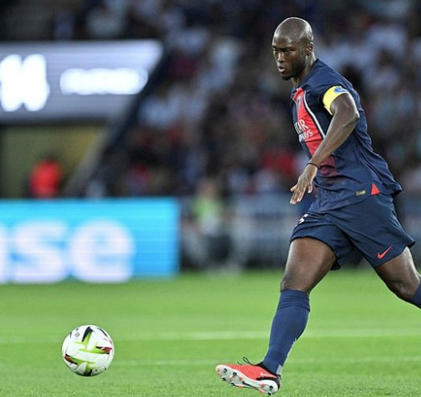 Foto - Bütçe çalışması yapıldı! Fenerbahçe 4 yıldızdan birine imza attıracak. Sen ne yaptın böyle İsmail Kartal? Görenler şaşkına döndü