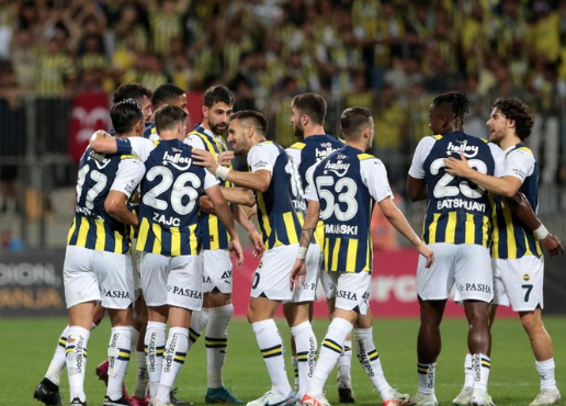 Foto - Bütçe çalışması yapıldı! Fenerbahçe 4 yıldızdan birine imza attıracak. Sen ne yaptın böyle İsmail Kartal? Görenler şaşkına döndü
