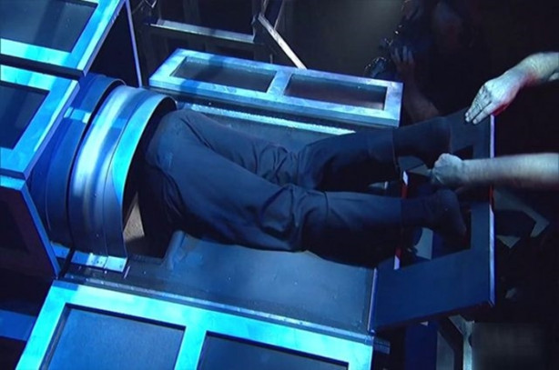 Foto - Bütün sihirbazlık hilelerini ortaya çıkardı!