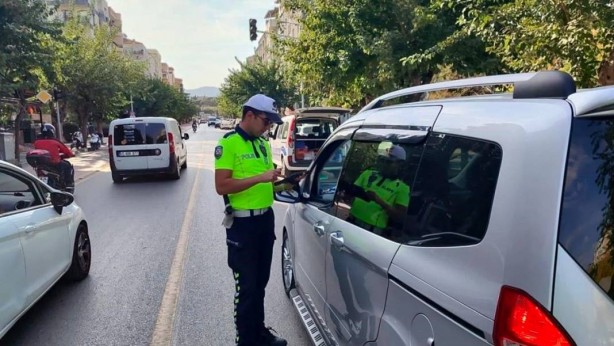 Foto - Bütün sürücüleri ilgilendiriyor! Bunu yapanlar hapı çok fena yutacak! Sonra "Benim hiç haberim yoktu" demeyin