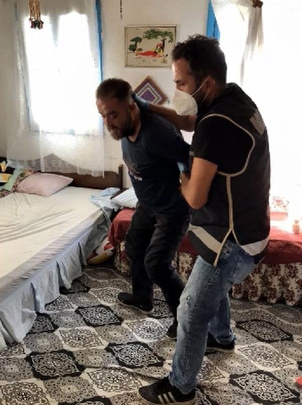 Foto - Büyücüden akılalmaz oyun! Cin çıkarma bahanesiyle...