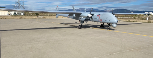 Foto - Büyük bir törenle ilan edildi! TUSAŞ'ın ürettiği Aksungur İHA'lar oraya teslim edildi