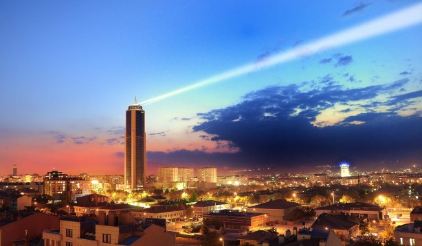 Foto - Büyük İstanbul depremi beklenirken Türk profesör depreme karşı en güvenilir illeri açıkladı! İşte tam liste