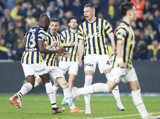 Foto - Büyük müjdeyi verdi: Böyle transfer Türkiye'ye gelmedi! İşte Fenerbahçe'nin yeni golcüsü
