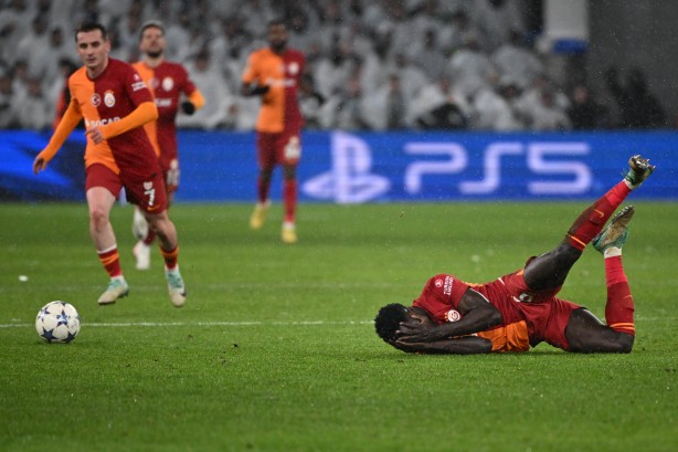 Foto - Büyük projeyi açıkladılar: Uçak artık İngiltere'ye yola çıkıyor: İşte Galatasaray'ın yeni yıldızı...