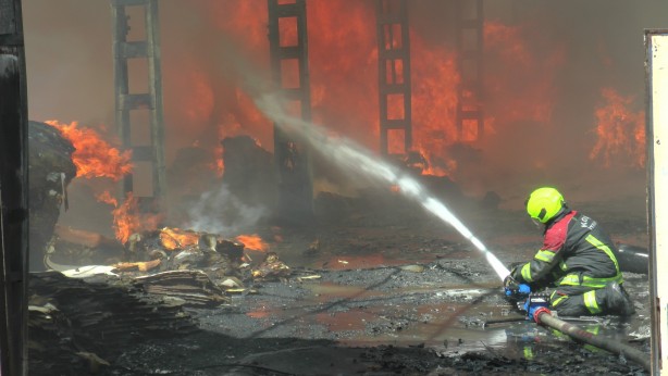 Büyük yangın! 22 araç, onlarca personel oraya koştu