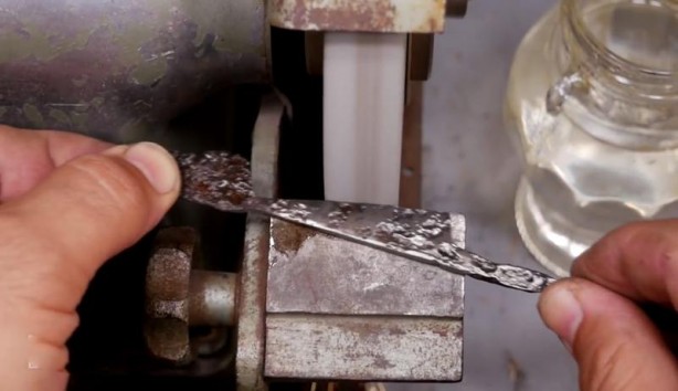 Foto - Büyükbabasının evinde şans eseri buldu! Son hali herkesi şaşırttı