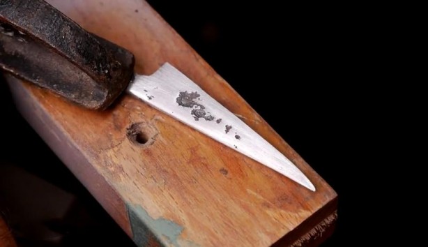 Foto - Büyükbabasının evinde şans eseri buldu! Son hali herkesi şaşırttı