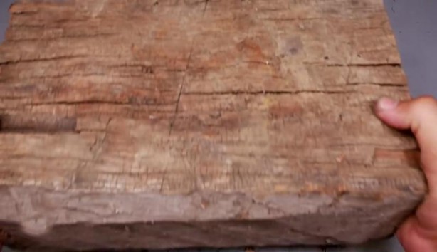 Foto - Büyükbabasının evinde şans eseri buldu! Son hali herkesi şaşırttı