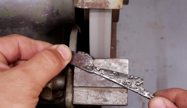 Foto - Büyükbabasının evinde şans eseri buldu! Son hali herkesi şaşırttı