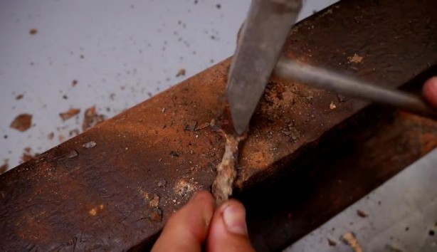 Foto - Büyükbabasının evinde şans eseri buldu! Son hali herkesi şaşırttı