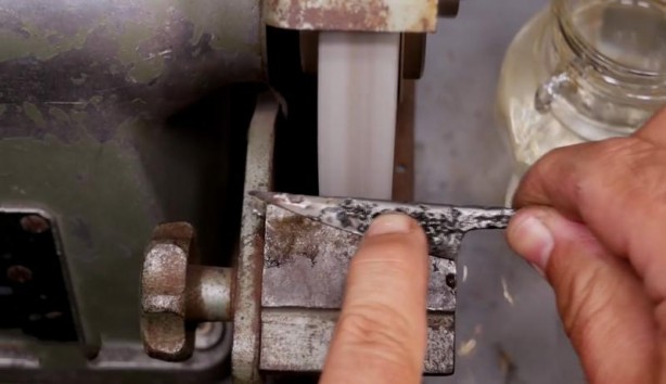 Foto - Büyükbabasının evinde şans eseri buldu! Son hali herkesi şaşırttı