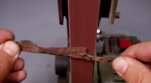 Foto - Büyükbabasının evinde şans eseri buldu! Son hali herkesi şaşırttı