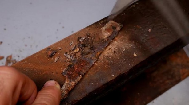 Foto - Büyükbabasının evinde şans eseri buldu! Son hali herkesi şaşırttı