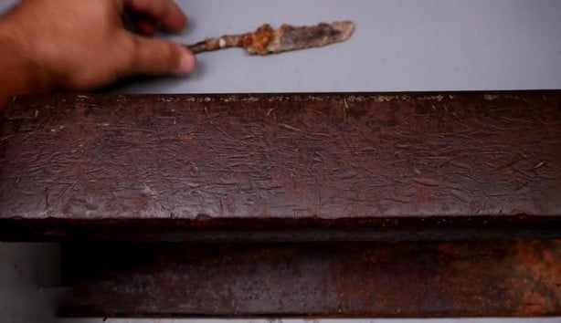 Foto - Büyükbabasının evinde şans eseri buldu! Son hali herkesi şaşırttı