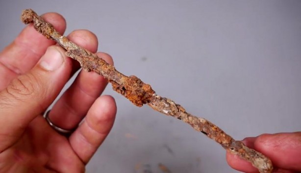 Büyükbabasının evinde şans eseri buldu! Son hali herkesi şaşırttı