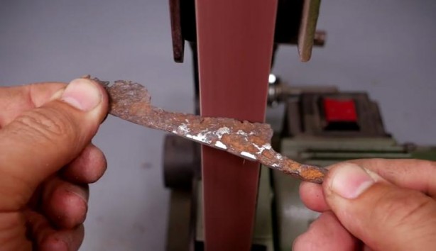 Foto - Büyükbabasının evinde şans eseri buldu! Son hali herkesi şaşırttı