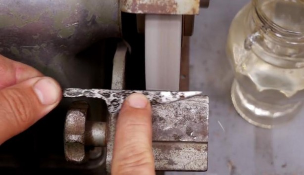 Foto - Büyükbabasının evinde şans eseri buldu! Son hali herkesi şaşırttı