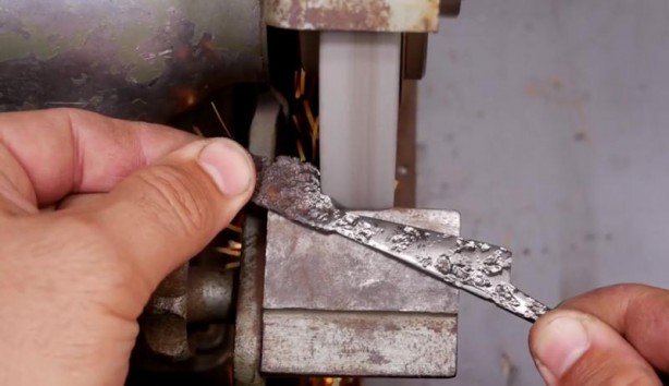 Foto - Büyükbabasının evinde şans eseri buldu! Son hali herkesi şaşırttı