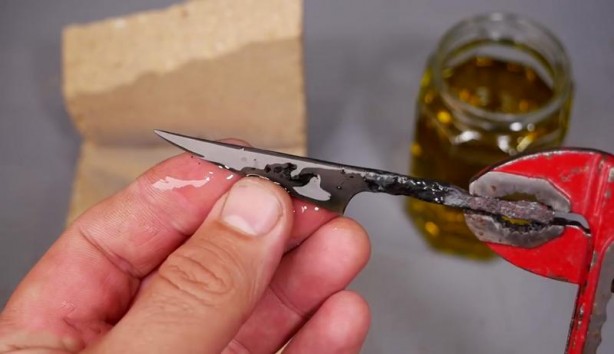 Foto - Büyükbabasının evinde şans eseri buldu! Son hali herkesi şaşırttı