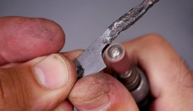 Foto - Büyükbabasının evinde şans eseri buldu! Son hali herkesi şaşırttı