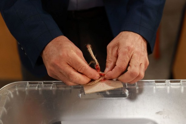 Foto - Büyükşehirlerde kim kazandı? 