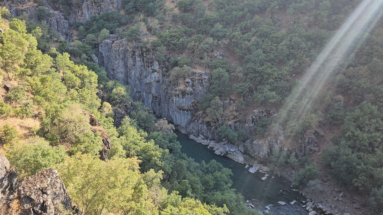 Foto - Büyüleyici manzara! Üç ilin kesiştiği noktada saklı cennet