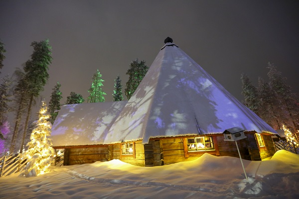 Foto - Buz gibi havaya rağmen ziyaretçi akını yaşanıyor! "Masalsı kent" Rovaniemi