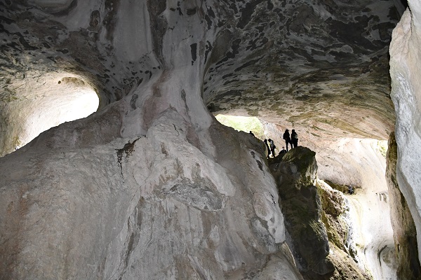 Foto - Buz sarkıtları altında ders 