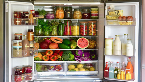 Foto - Buzdolabına dondurulmuş su torbası koyunca olana bakın! Kimse inanmıyor ama gerçek