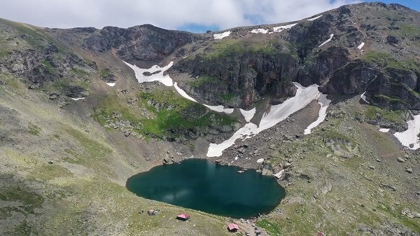Foto - Buzul gölleri doğaseverlerin yeni rotası oldu